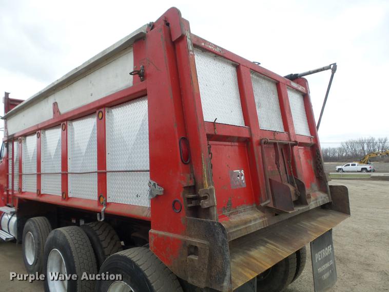 image for item DC7468 2002 Sterling LT8500 dump truck