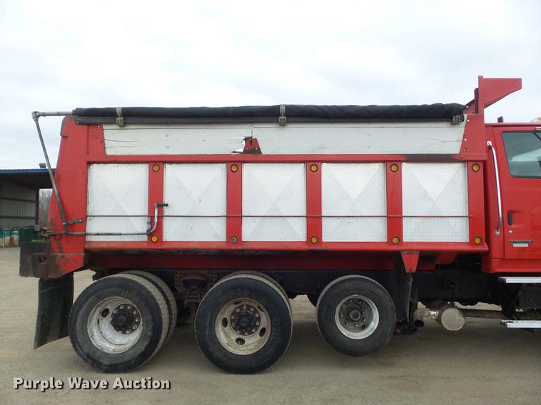 image for item DC7468 2002 Sterling LT8500 dump truck