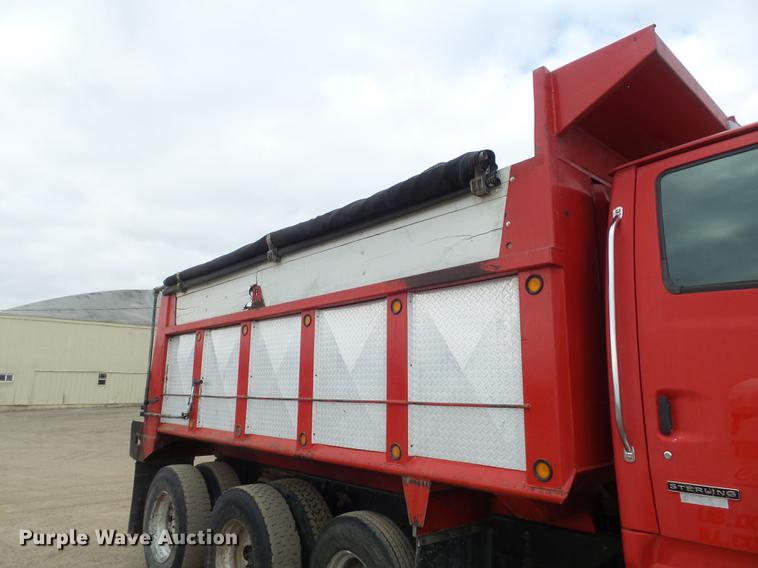 image for item DC7468 2002 Sterling LT8500 dump truck
