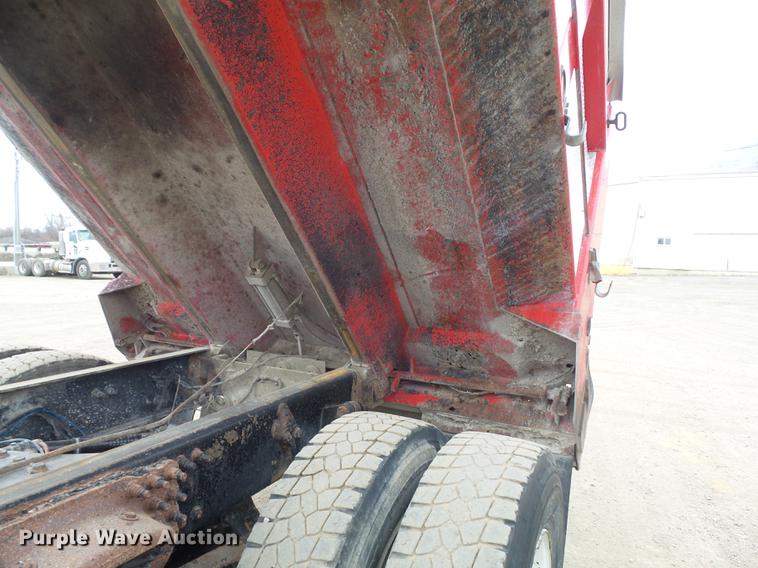 image for item DC7468 2002 Sterling LT8500 dump truck