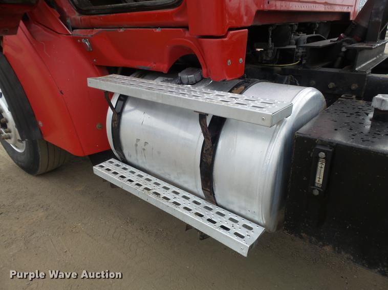 image for item DC7468 2002 Sterling LT8500 dump truck