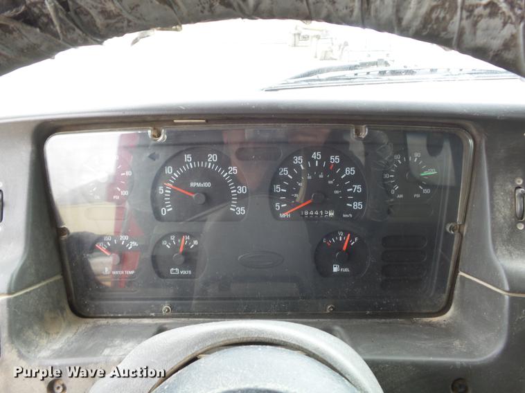 image for item DC7468 2002 Sterling LT8500 dump truck