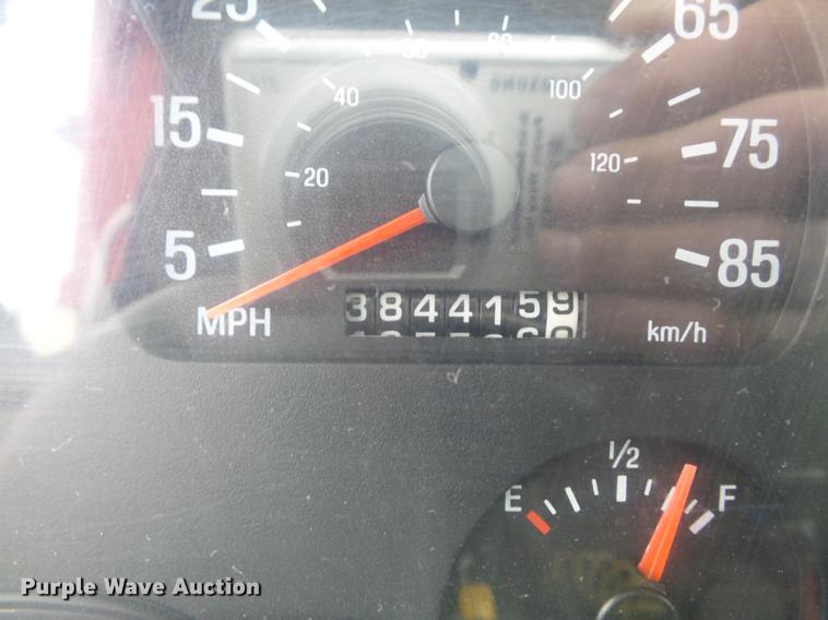 image for item DC7468 2002 Sterling LT8500 dump truck