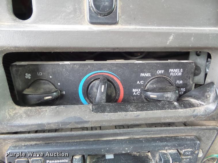 image for item DC7468 2002 Sterling LT8500 dump truck