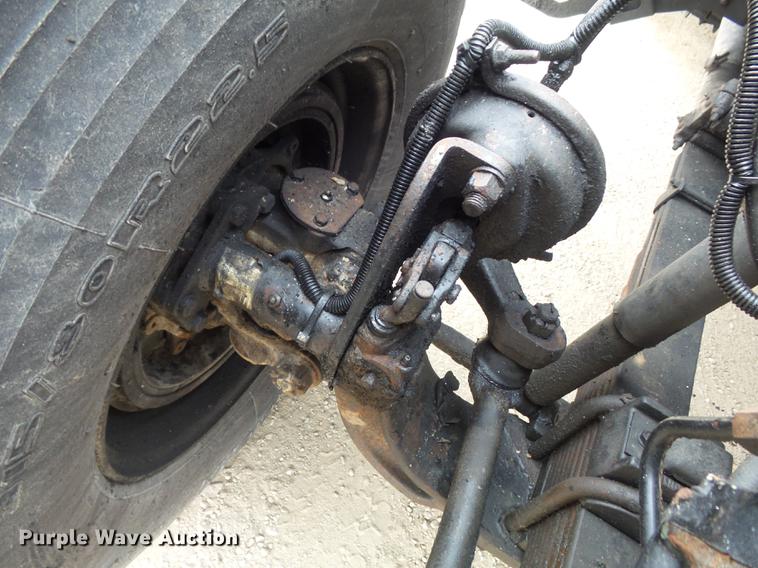 image for item DC7468 2002 Sterling LT8500 dump truck