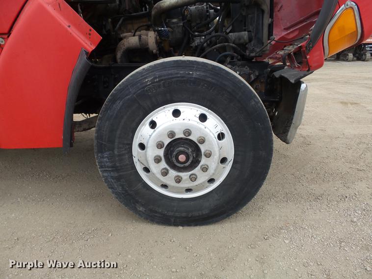 image for item DC7468 2002 Sterling LT8500 dump truck