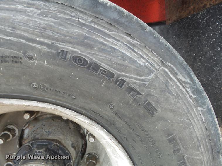 image for item DC7468 2002 Sterling LT8500 dump truck