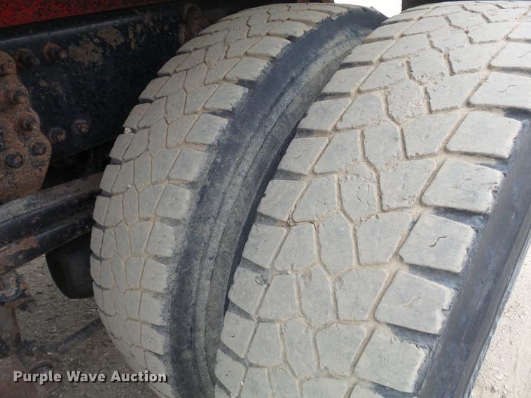 image for item DC7468 2002 Sterling LT8500 dump truck