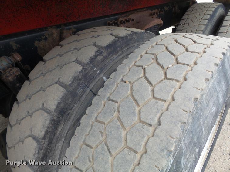 image for item DC7468 2002 Sterling LT8500 dump truck