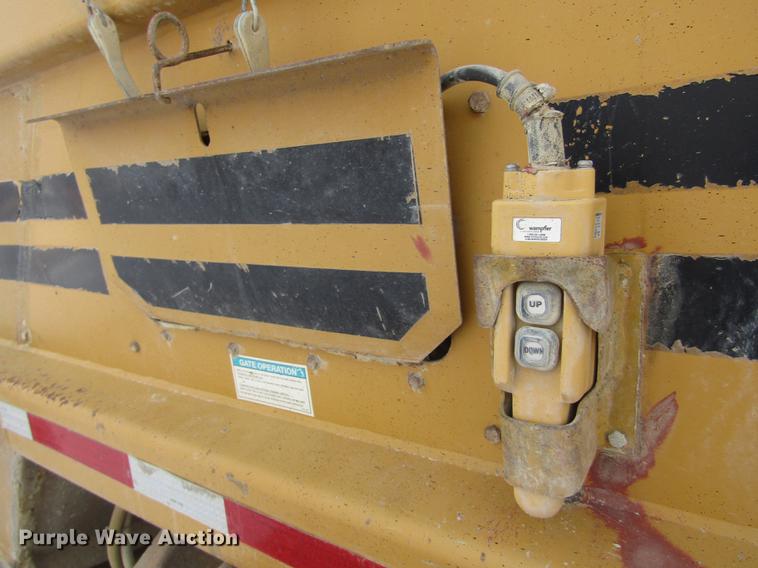 image for item DD2932 1995 Load King 2060-38-3 bottom dump trailer