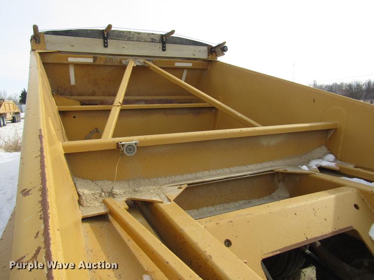 image for item DD2932 1995 Load King 2060-38-3 bottom dump trailer