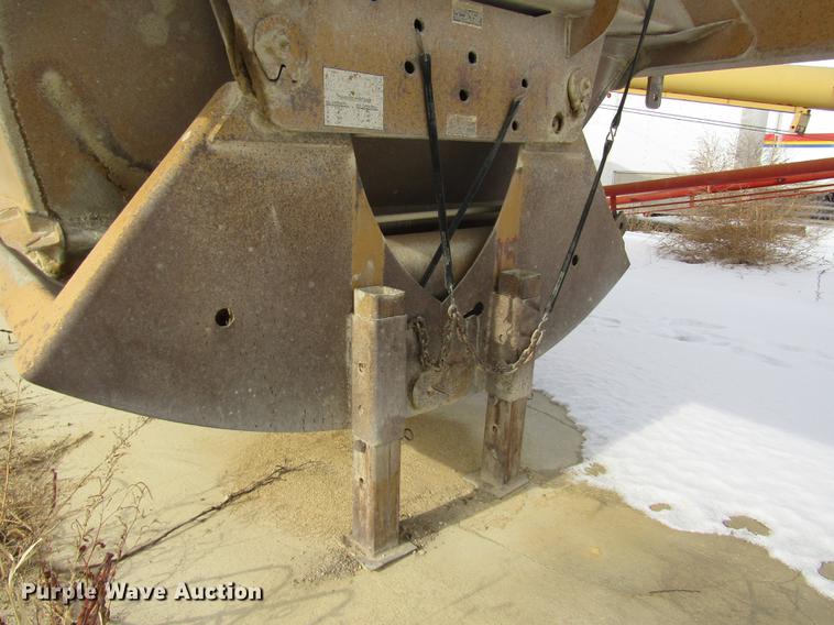 image for item DD2932 1995 Load King 2060-38-3 bottom dump trailer