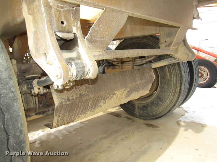 image for item DD2932 1995 Load King 2060-38-3 bottom dump trailer