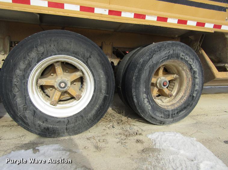 image for item DD2932 1995 Load King 2060-38-3 bottom dump trailer