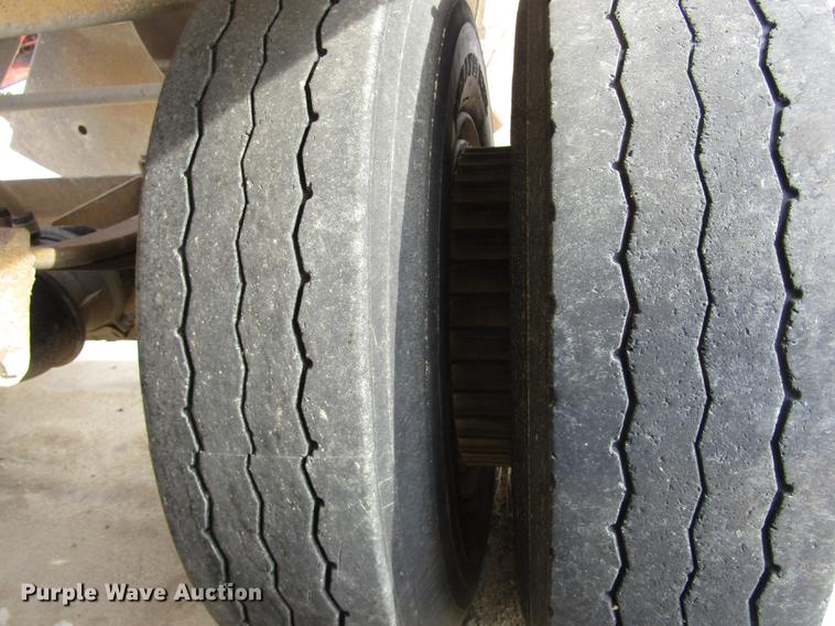 image for item DD2932 1995 Load King 2060-38-3 bottom dump trailer