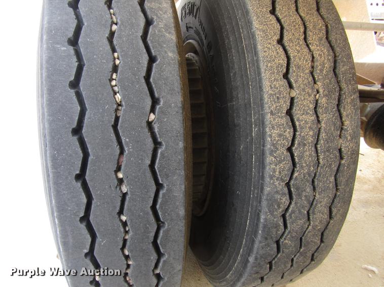 image for item DD2932 1995 Load King 2060-38-3 bottom dump trailer