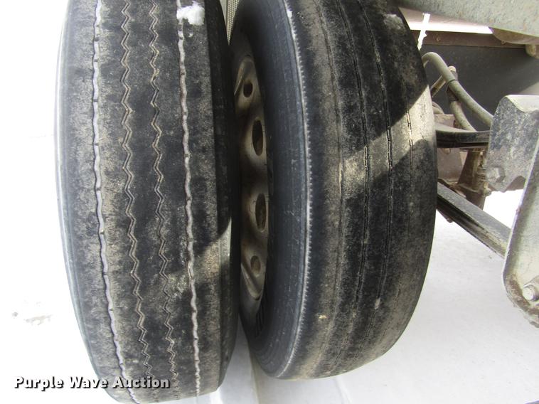 image for item DD2933 1999 Rway 4221TR1 bottom dump trailer