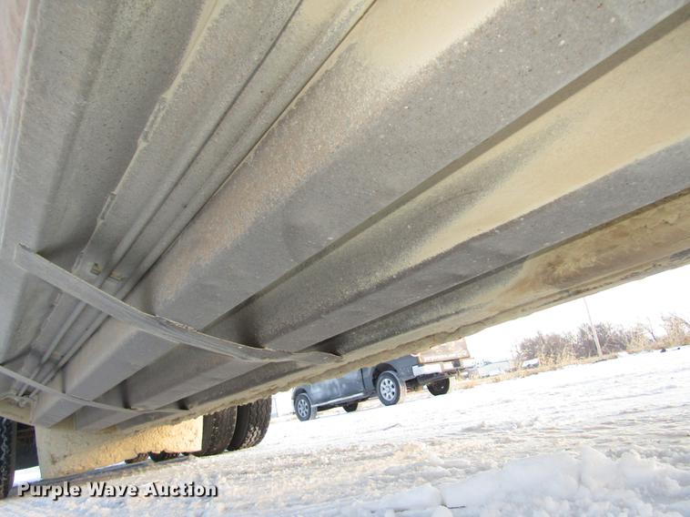 image for item DD2943 1993 Load King 2060-38-3 bottom dump trailer