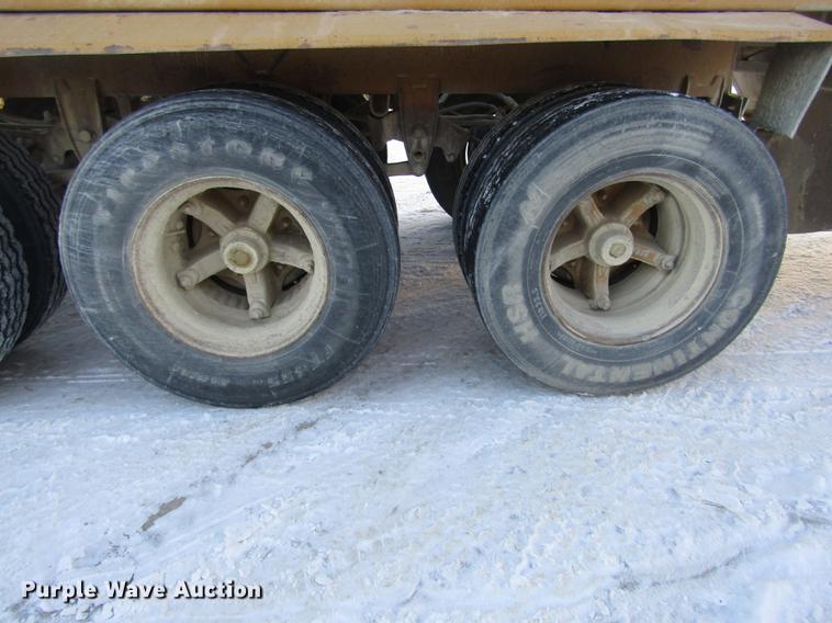 image for item DD2943 1993 Load King 2060-38-3 bottom dump trailer