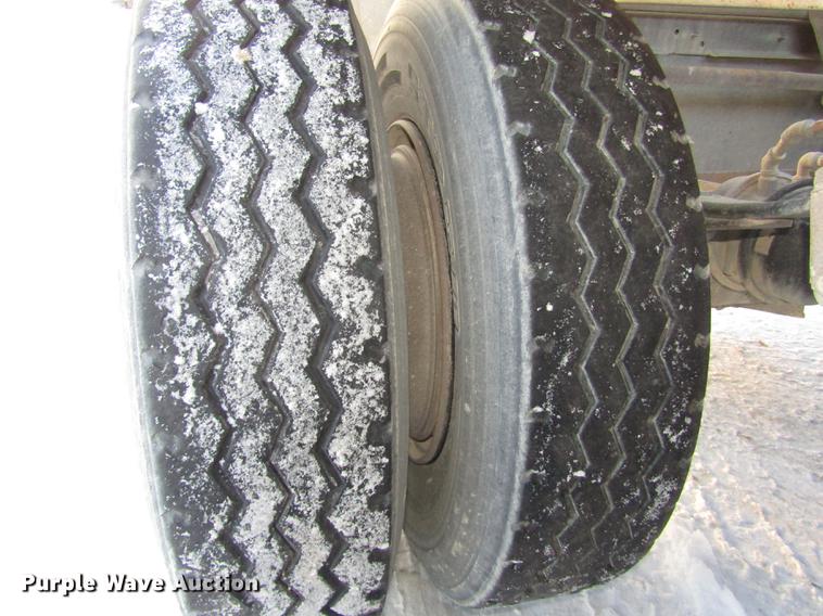 image for item DD2943 1993 Load King 2060-38-3 bottom dump trailer