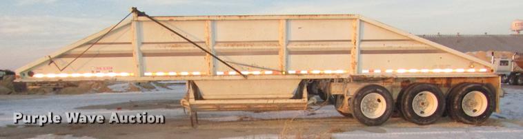 image for item DD2944 2008 Trail Blazer bottom dump trailer