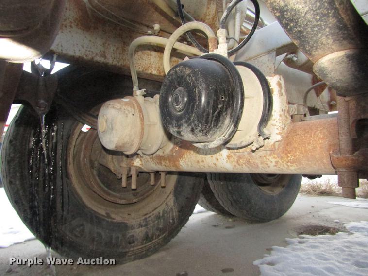 image for item DD2945 1995 Clement 540-0-41 bottom dump trailer