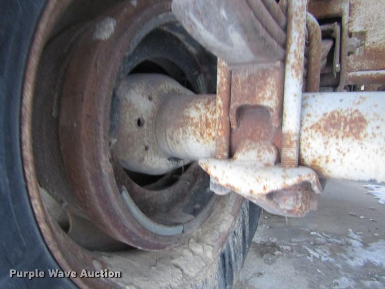 image for item DD2945 1995 Clement 540-0-41 bottom dump trailer