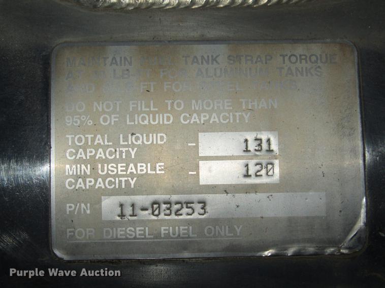 image for item DD2947 2003 Peterbilt 379 semi truck