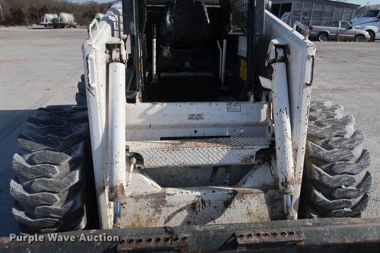 image for item DD9564 1977 Bobcat 974 skid steer