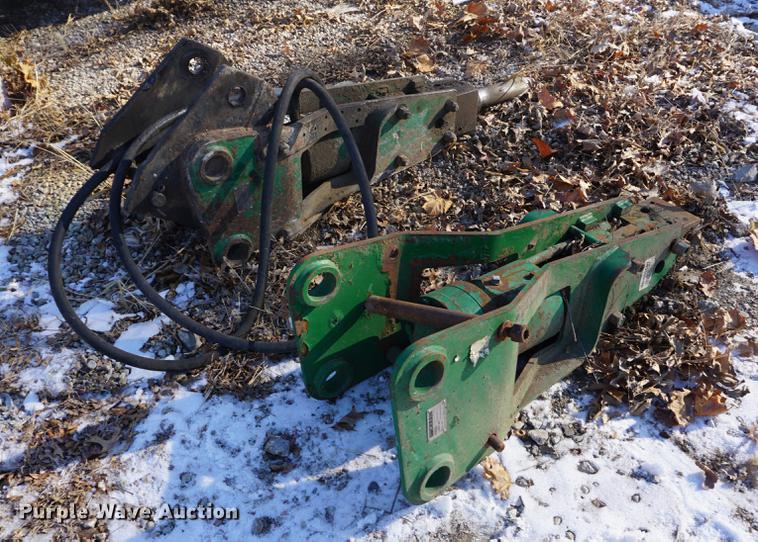 image for item DN9406 (2) 2006 Rakram 685ES hydraulic breakers