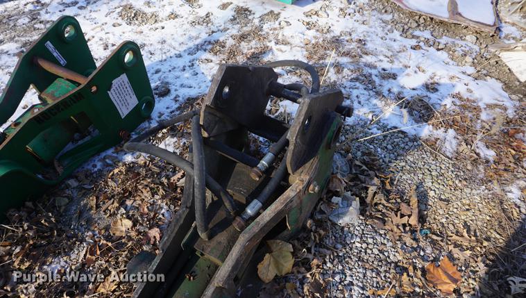 image for item DN9406 (2) 2006 Rakram 685ES hydraulic breakers