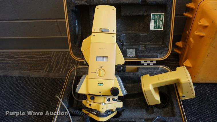 image for item DN9418 Topcon GTS-701 electronic total station