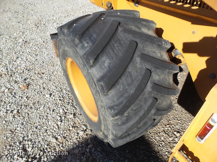 image for item DZ9130 2002 Case 660 trencher