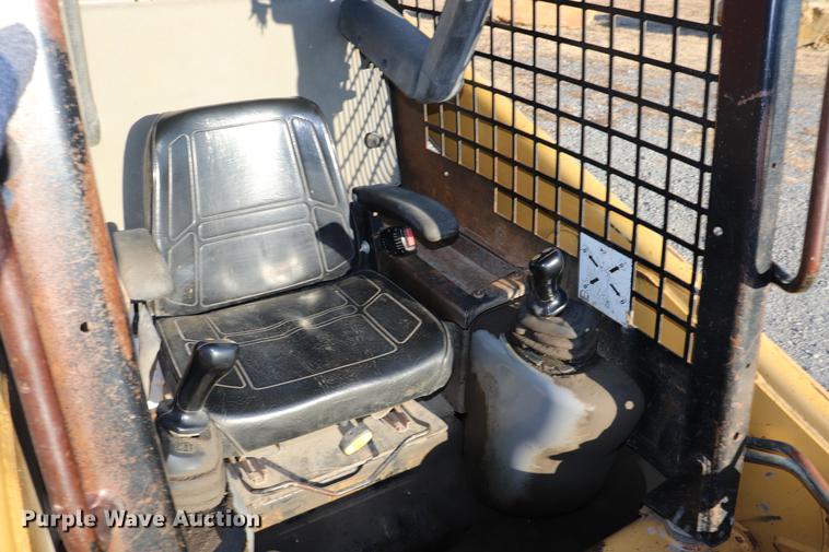 image for item EC9348 Caterpillar 236B Series 2 skid steer