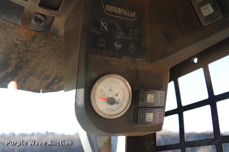 image for item EC9348 Caterpillar 236B Series 2 skid steer