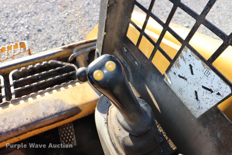 image for item EC9348 Caterpillar 236B Series 2 skid steer