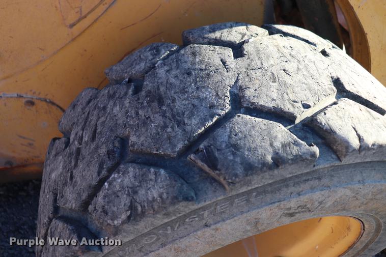 image for item EC9348 Caterpillar 236B Series 2 skid steer