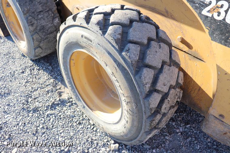 image for item EC9348 Caterpillar 236B Series 2 skid steer