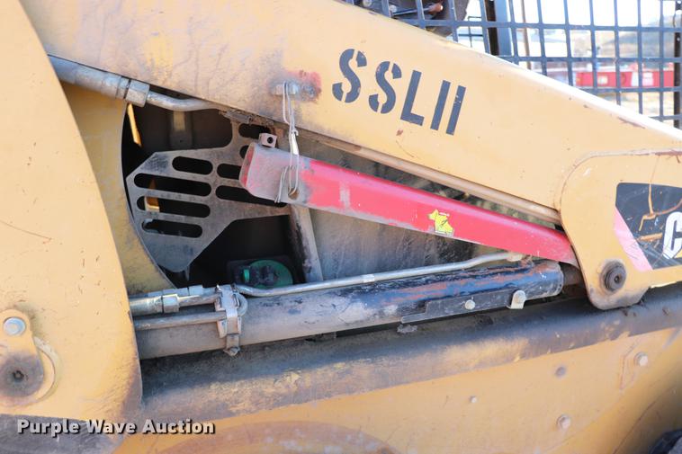 image for item EC9348 Caterpillar 236B Series 2 skid steer