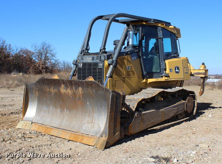 image for item EC9349 2013 John Deere 850K dozer