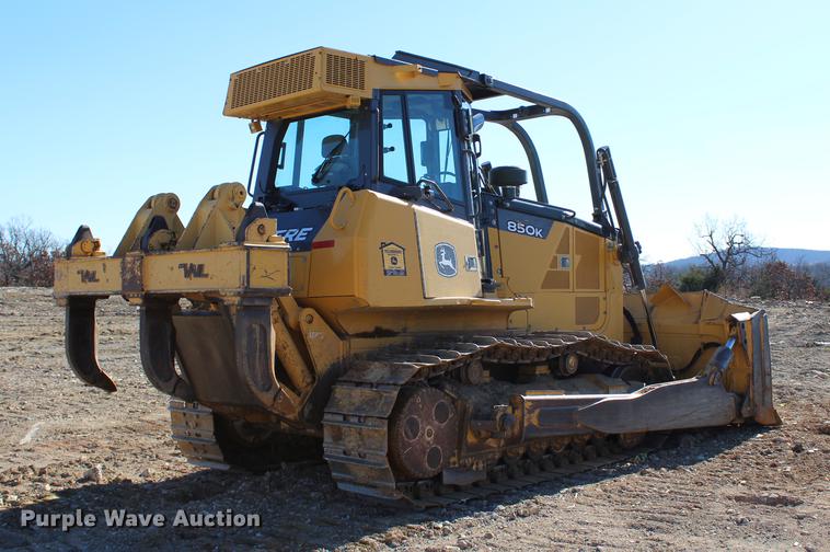 image for item EC9349 2013 John Deere 850K dozer