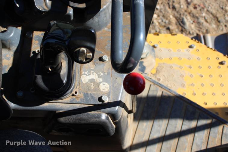 image for item EC9349 2013 John Deere 850K dozer