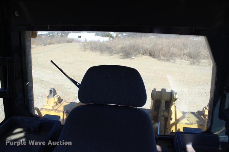 image for item EC9349 2013 John Deere 850K dozer