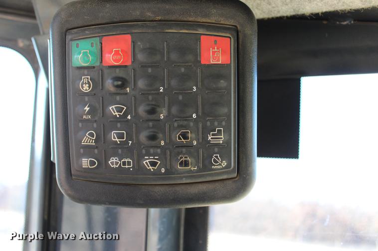 image for item EC9349 2013 John Deere 850K dozer