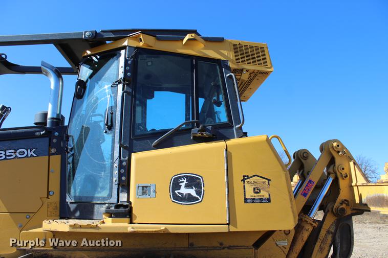 image for item EC9349 2013 John Deere 850K dozer