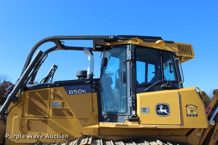 image for item EC9349 2013 John Deere 850K dozer