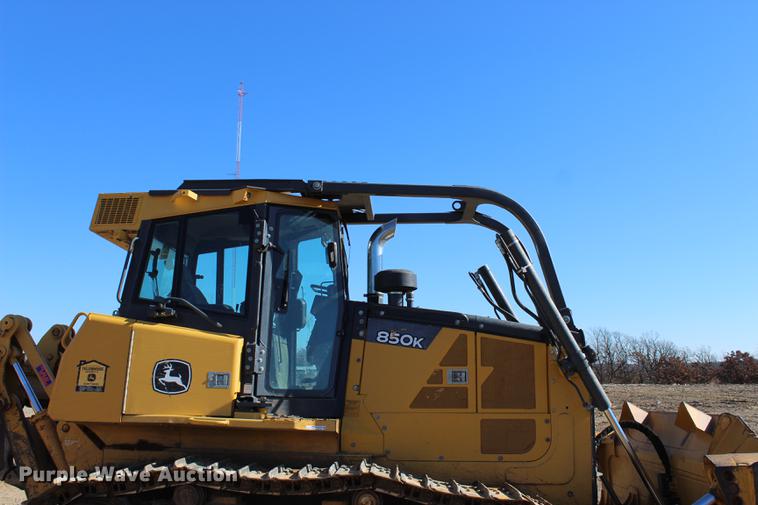 image for item EC9349 2013 John Deere 850K dozer