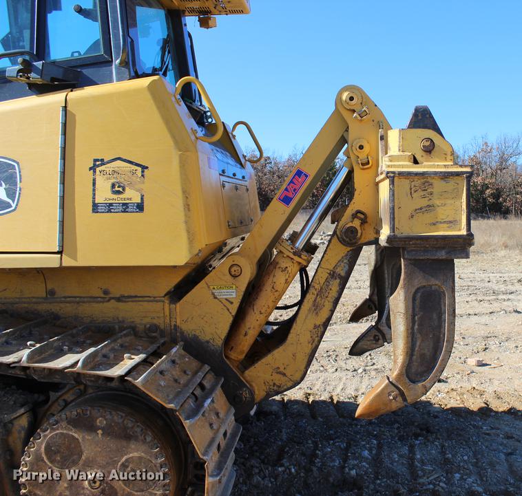 image for item EC9349 2013 John Deere 850K dozer