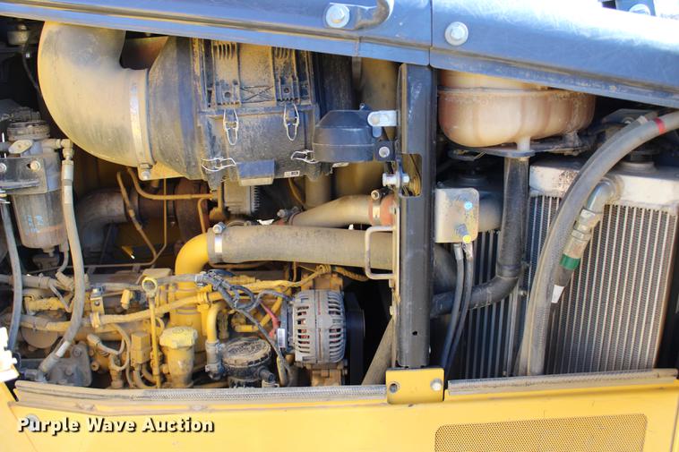 image for item EC9349 2013 John Deere 850K dozer