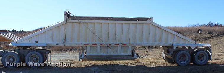 image for item EC9351 2001 CPS DP bottom dump trailer